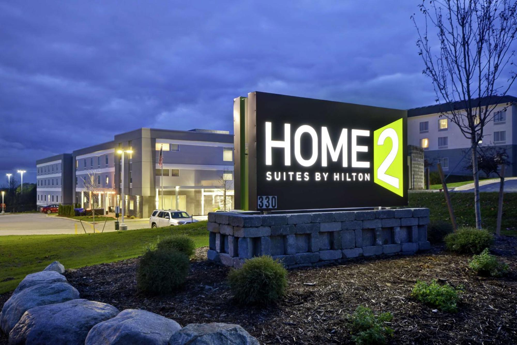 Home2 By Hilton Grand Rapids North Hotel